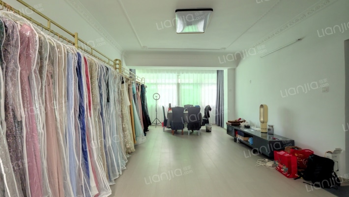 金晖花园二手房实景图