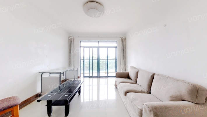 珠江骏景高尔夫花园二手房实景图