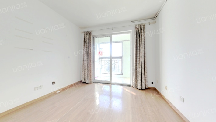 上坤乐城二手房实景图