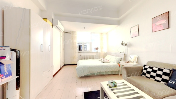 鸿霖大厦二手房实景图