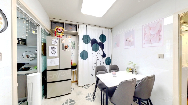 扬名路小区二手房实景图