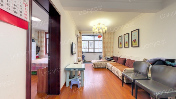 省旅游公司宿舍二手房实景图