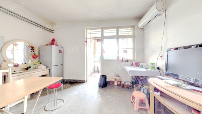 槐底单位宿舍二手房实景图