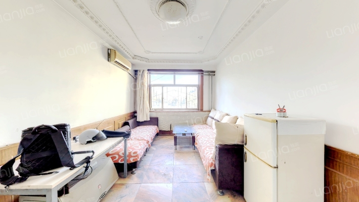 宝泰苑二手房实景图