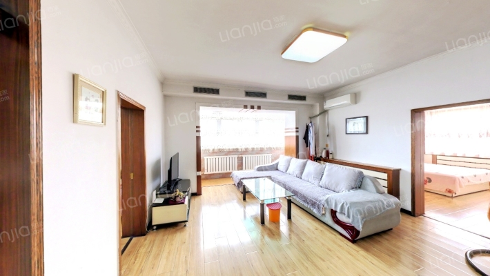 记者站小区二手房实景图