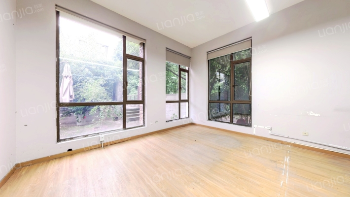 山语原墅二手房实景图