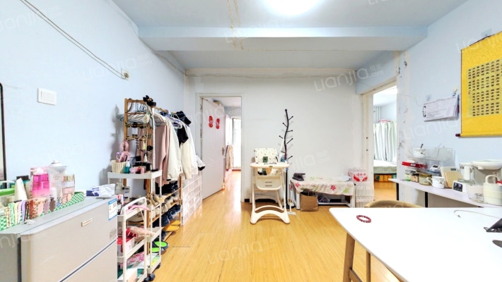 云景里南大门二手房实景图