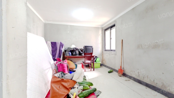 江畔雅居二手房实景图