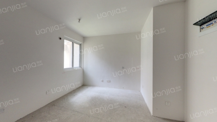 新居棠悦花园南园二手房实景图