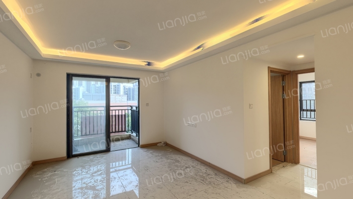 万科珠江东岸五期二手房实景图