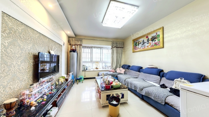 中德江湾丽景二手房实景图