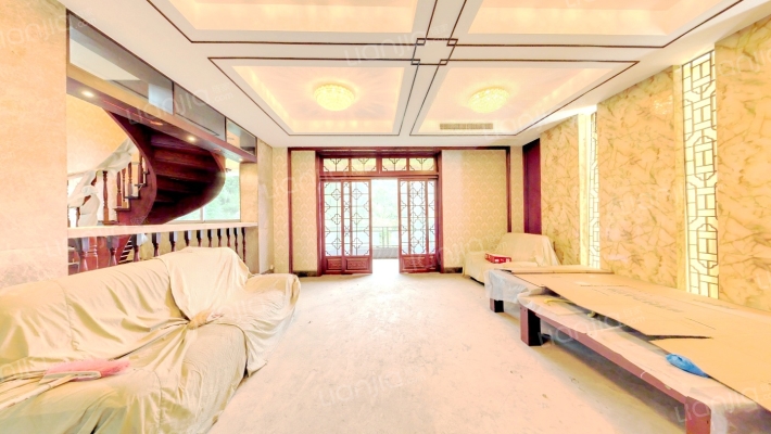 渝能国际花园洋房二手房实景图