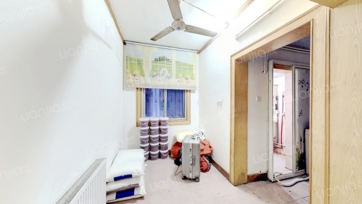 交通局宿舍二手房实景图