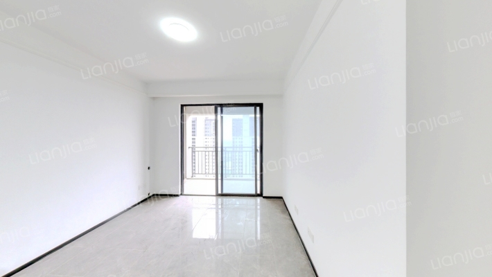 新旅明樾湾二手房实景图