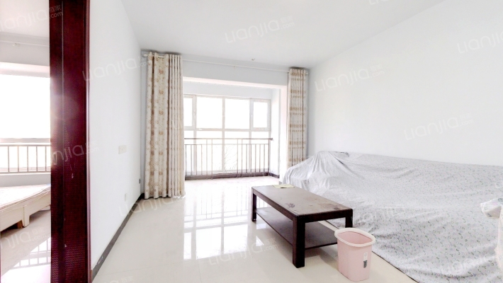 国瑞城爵仕苑二手房实景图