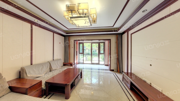 塞纳波斐二手房实景图