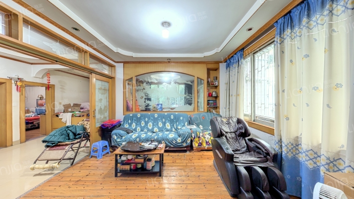 罗马花园二手房实景图