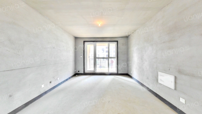 中海悦江府三期二手房实景图