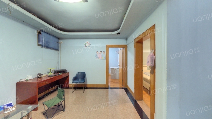 湖畔路20号二手房实景图