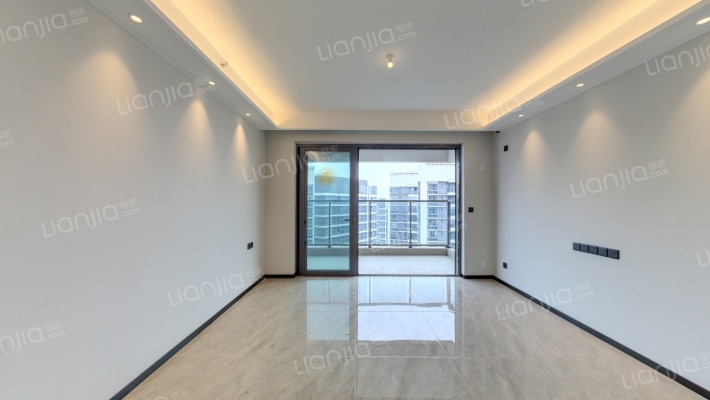 保利时区二手房实景图