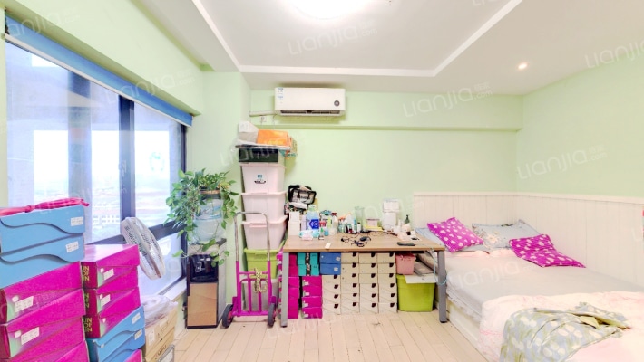 書香國際公寓二手房实景图