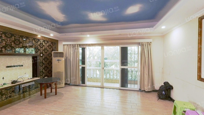 卓旗山庄世外桃源二手房实景图