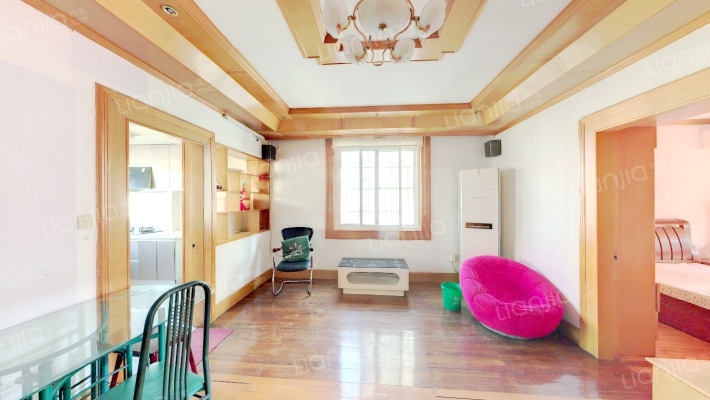 彩虹新村二手房实景图