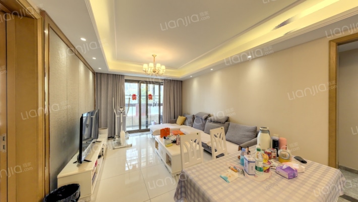 富力十号B区二手房实景图