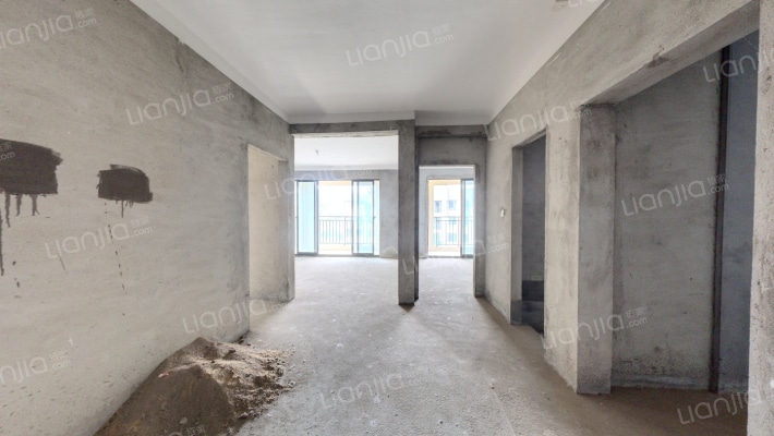 长房梅溪香山二手房实景图