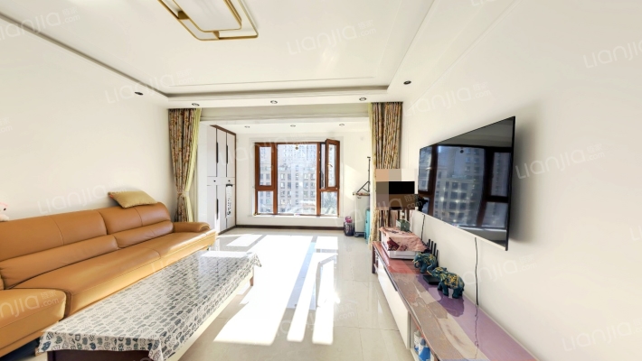 保利拉菲公馆E区二手房实景图