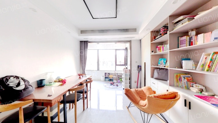 龙湖龙誉城西区二手房实景图