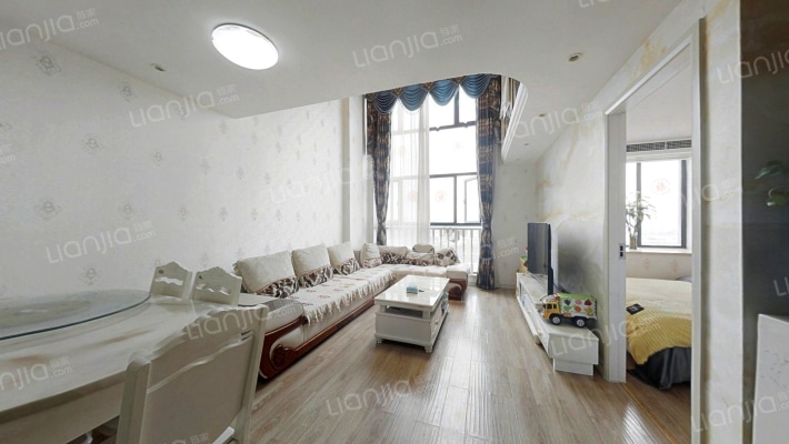 海辰水岸晶座二手房实景图