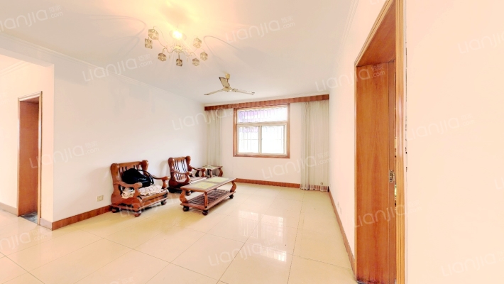 金蓝湾二手房实景图