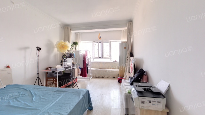 湖畔小区二手房实景图