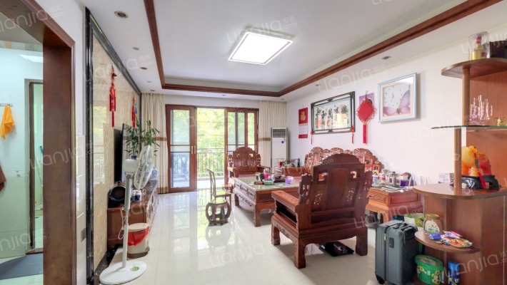 南翠花园二手房实景图