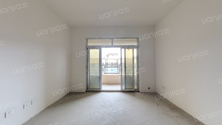 环湖雅居B区B组团二手房实景图