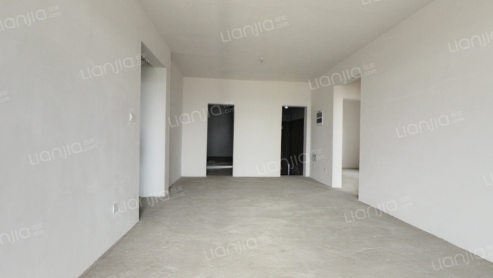 翡翠积家二手房实景图