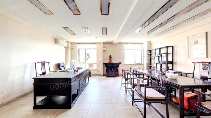 泓润华府二手房实景图