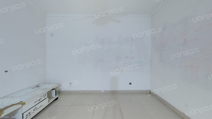 青山湾花园二手房实景图