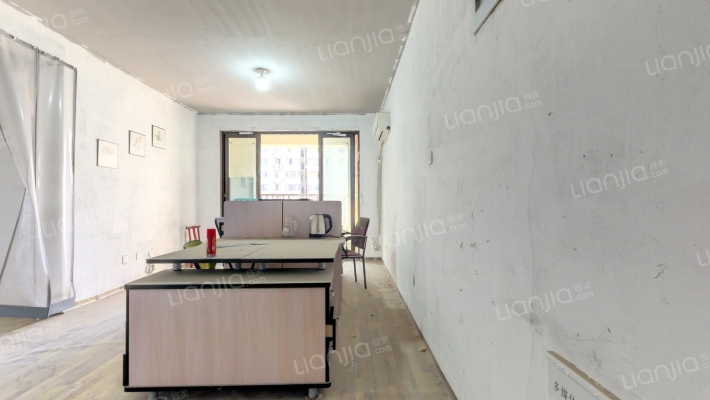 中交荣域C区二手房实景图