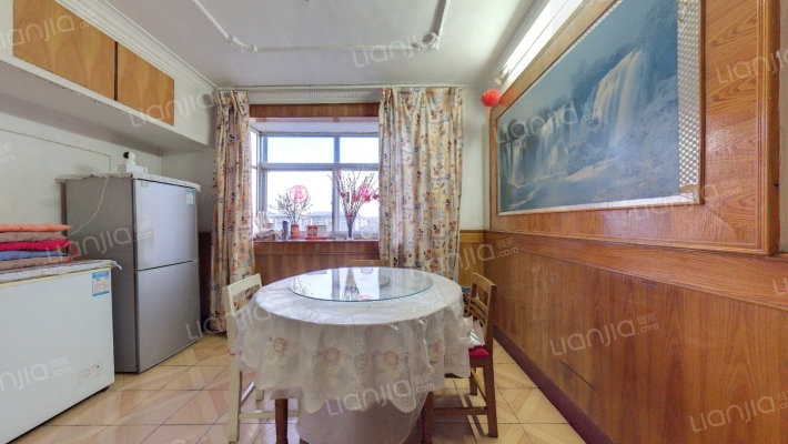 东新北路98号二手房实景图