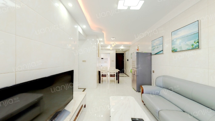 御湖半山二手房实景图