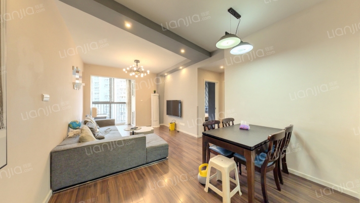 卓锦城五期二手房实景图