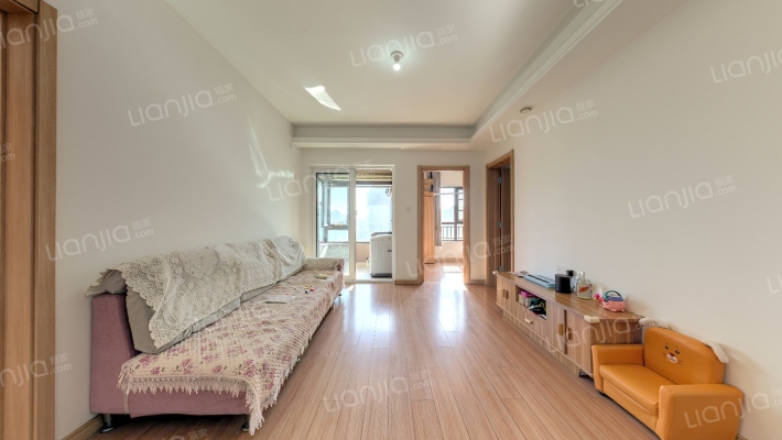 万科城嘉兰苑二手房实景图