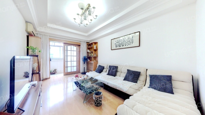 濒开里二手房实景图