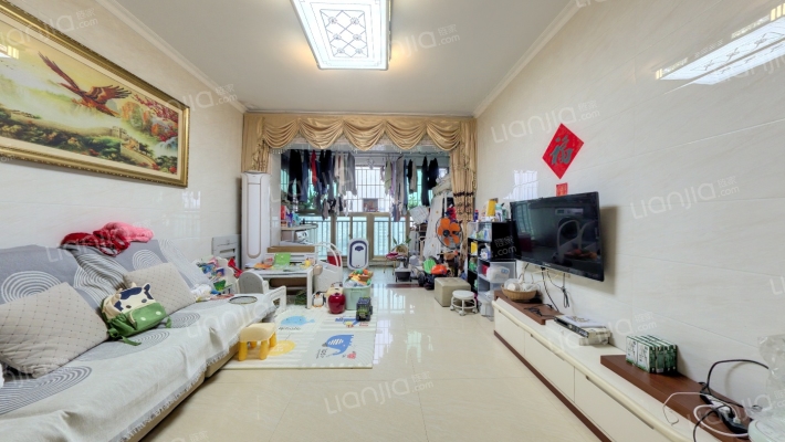 怡尚雅居二手房实景图