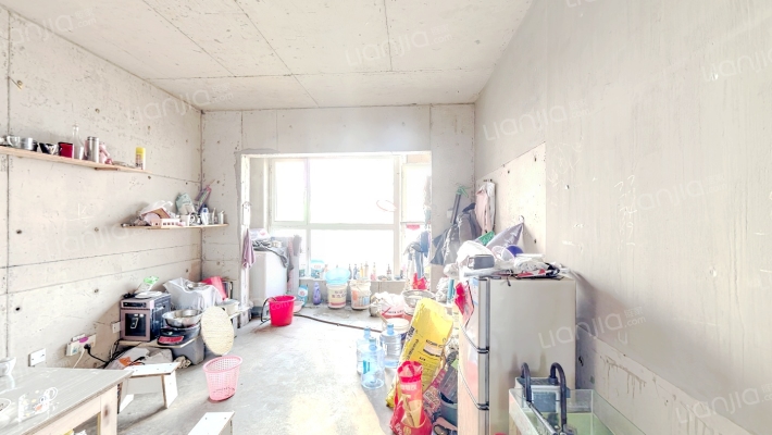 铂悦府二手房实景图