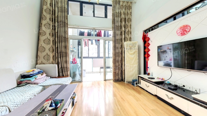 鸿兴名邸二手房实景图