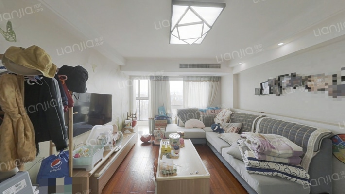 迪赛奥林80二手房实景图