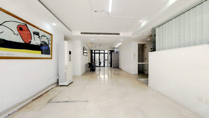 虹桥高尔夫别墅二手房实景图